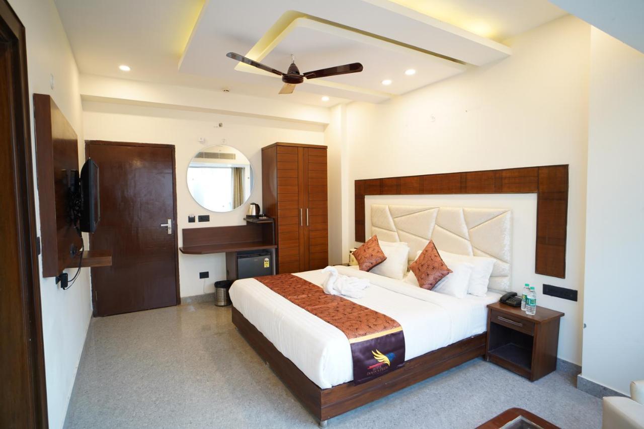 Hotel Doon'S Pride Dehradun Ngoại thất bức ảnh